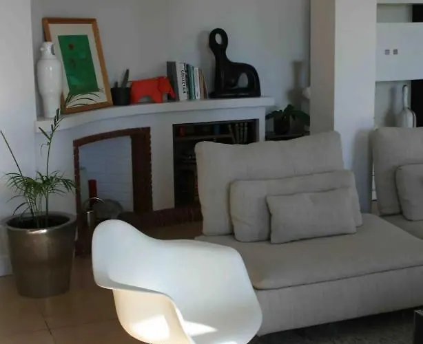 Superbe T4 A Royan, 2 Minutes A Pied De La Mer. *