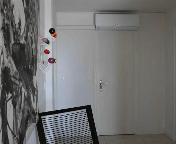 Superbe T4 A Royan, 2 Minutes A Pied De La Mer. * Royan