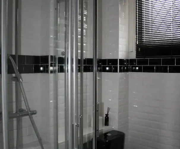 Superbe T4 A Royan, 2 Minutes A Pied De La Mer. *